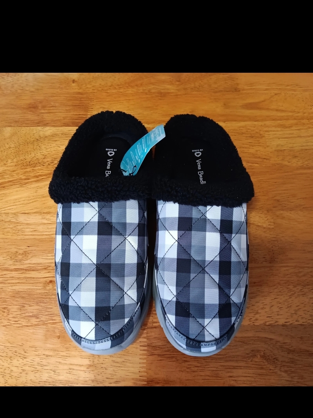 New Vera Bradley Size 8 VB Cloud Kingbird Sherpa Lined Plaid Slippers